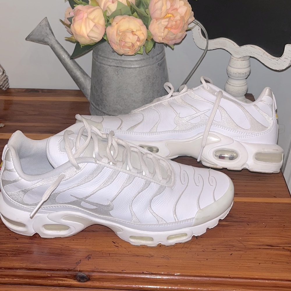 Airmax plus (white)